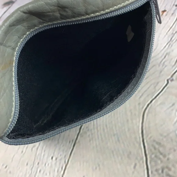 VINTAGE 70’s CARLOS FALCHI Gray Leather Crossbody Bag - Picture 10 of 17